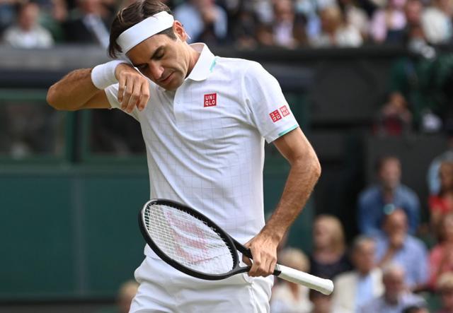  费德勒退役巡演引爆全场泪目