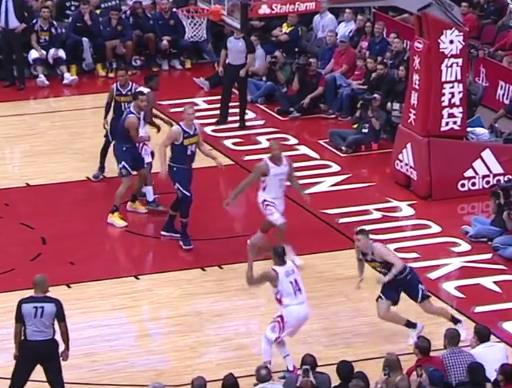  卡利亚里读秒绝杀，主场球迷沸腾庆祝  