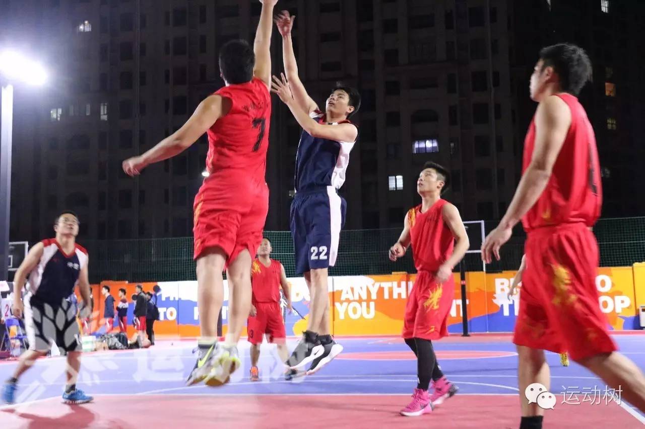  罚球线上稳如泰山锁定比赛胜局