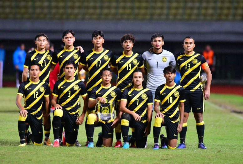  南美洲解放者杯小组赛冷门迭爆黑马球队突围成功