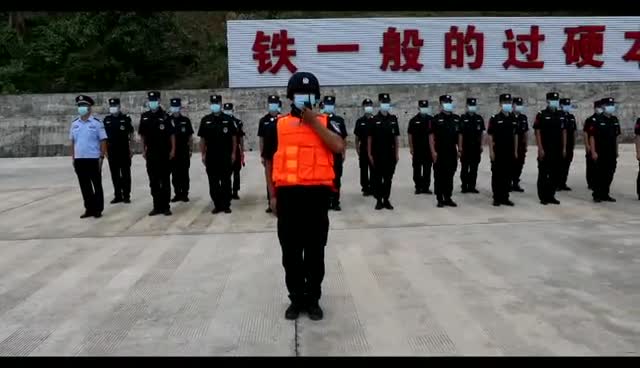  老队长告别战圆满，温情画面感动全场