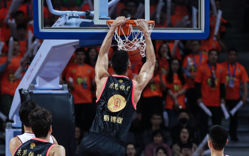  赛季最长连胜诞生，刷新历史书写新篇章